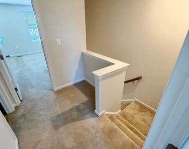 40 Anthem Street - Photo Thumbnail 16