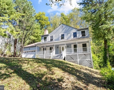 2320 Harpoon Drive - Photo Thumbnail 5