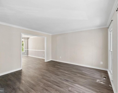 2320 Harpoon Drive - Photo Thumbnail 8