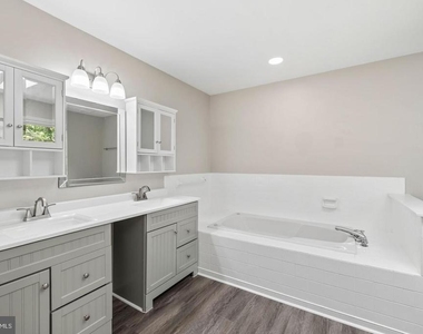 2320 Harpoon Drive - Photo Thumbnail 25
