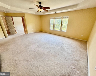 70 Crestwood Lane - Photo Thumbnail 22