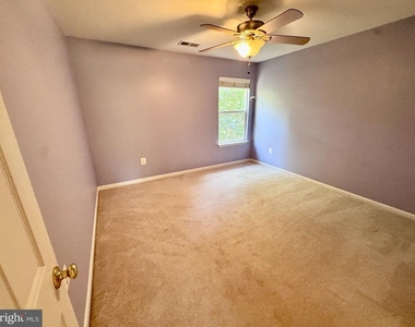 70 Crestwood Lane - Photo Thumbnail 33