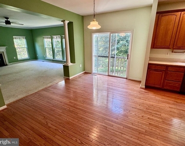70 Crestwood Lane - Photo Thumbnail 15