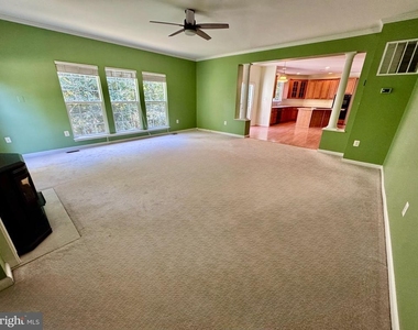 70 Crestwood Lane - Photo Thumbnail 18