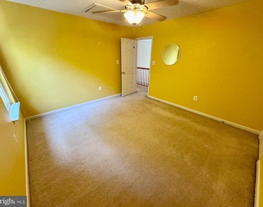 70 Crestwood Lane - Photo Thumbnail 30