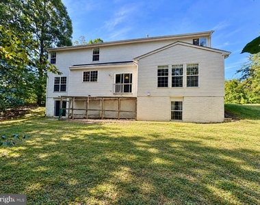70 Crestwood Lane - Photo Thumbnail 40