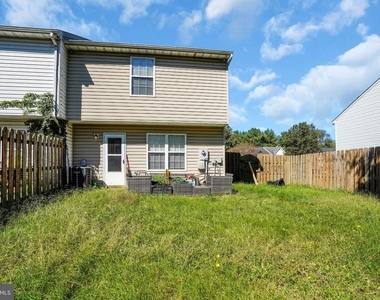 10515 Limburg Court - Photo Thumbnail 20