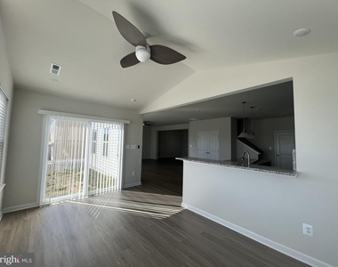 41 Signal Knob Cotta Drive - Photo Thumbnail 15