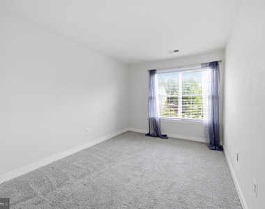 15364 Bronco Way - Photo Thumbnail 17