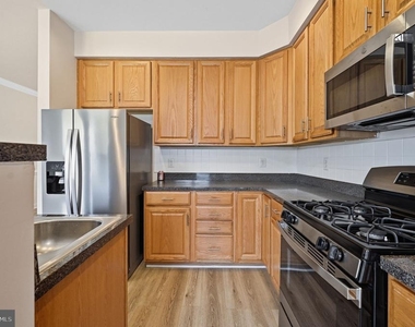 15364 Bronco Way - Photo Thumbnail 4