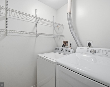 15364 Bronco Way - Photo Thumbnail 30