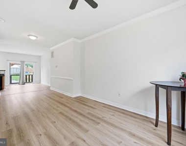 15364 Bronco Way - Photo Thumbnail 2