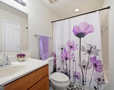 15364 Bronco Way - Photo Thumbnail 19