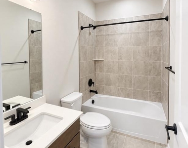 14404 Freedom Lane - Photo Thumbnail 17