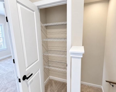 14404 Freedom Lane - Photo Thumbnail 15