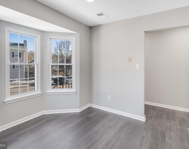 16282 Taconic Circle - Photo Thumbnail 12