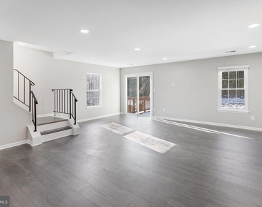 16282 Taconic Circle - Photo Thumbnail 5