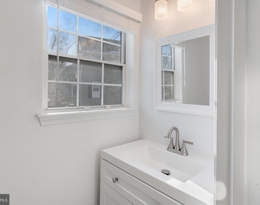 16282 Taconic Circle - Photo Thumbnail 4
