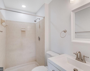16282 Taconic Circle - Photo Thumbnail 18