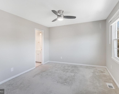 16282 Taconic Circle - Photo Thumbnail 15