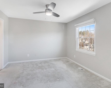 16282 Taconic Circle - Photo Thumbnail 16