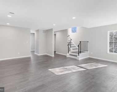 16282 Taconic Circle - Photo Thumbnail 6