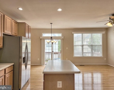 684 Belmont Bay Drive - Photo Thumbnail 19