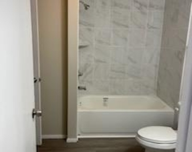3422 Belfry Lane - Photo Thumbnail 12