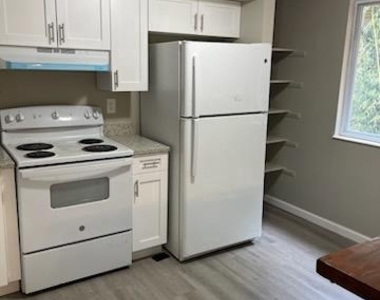 3422 Belfry Lane - Photo Thumbnail 5