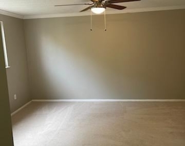 3422 Belfry Lane - Photo Thumbnail 9