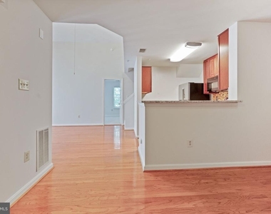 13621 Garfield Place - Photo Thumbnail 1