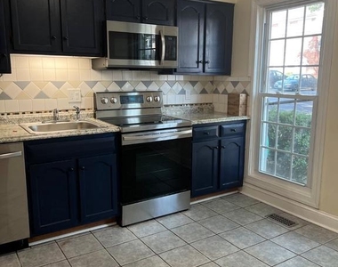 8440 Willow Glen Court - Photo Thumbnail 8