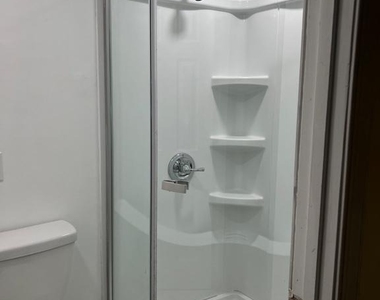 8440 Willow Glen Court - Photo Thumbnail 21