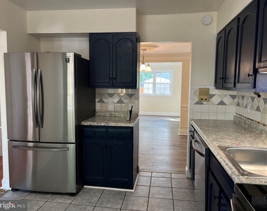8440 Willow Glen Court - Photo Thumbnail 11