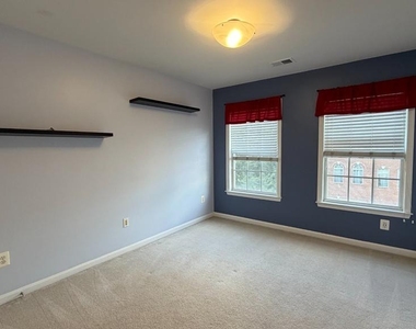 43017 Dearmont Terrace - Photo Thumbnail 16