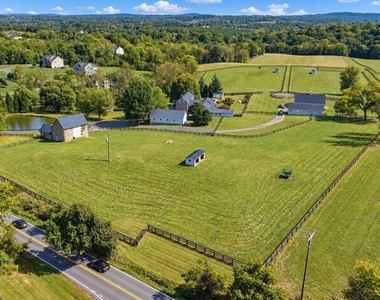 36437 Whispering Springs Court - Photo Thumbnail 17