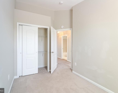 23073 Weybridge Square - Photo Thumbnail 15
