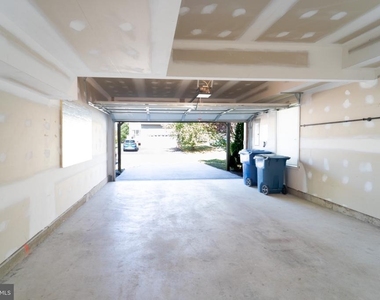 23073 Weybridge Square - Photo Thumbnail 20