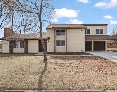 103 Farmington Lane - Photo Thumbnail 14