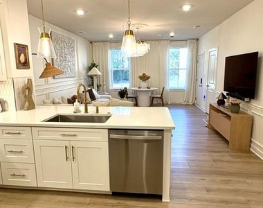 43780 Metro Terrace - Photo Thumbnail 5