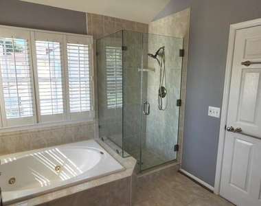 46721 Ashmere Square - Photo Thumbnail 18