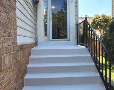 46721 Ashmere Square - Photo Thumbnail 2
