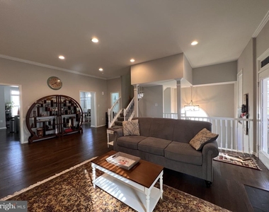 20709 Riptide Square - Photo Thumbnail 6