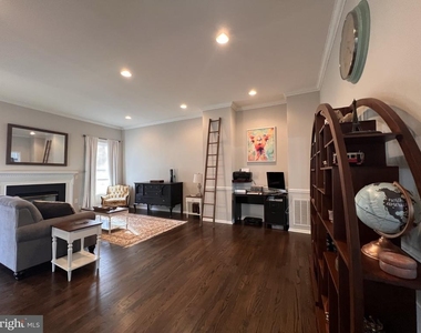 20709 Riptide Square - Photo Thumbnail 4