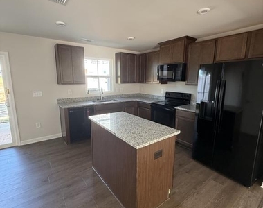 3823 Hickory Cove Lane - Photo Thumbnail 3