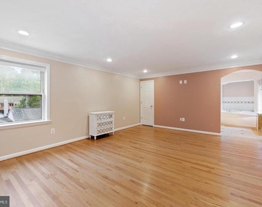 6421 Woodville Drive - Photo Thumbnail 39