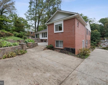 6421 Woodville Drive - Photo Thumbnail 54