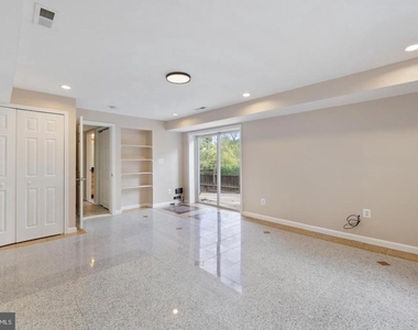 6421 Woodville Drive - Photo Thumbnail 30