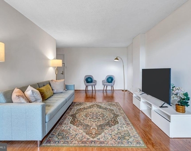 2300 Pimmit Drive - Photo Thumbnail 2