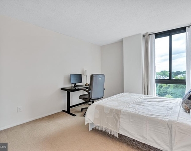 2300 Pimmit Drive - Photo Thumbnail 12